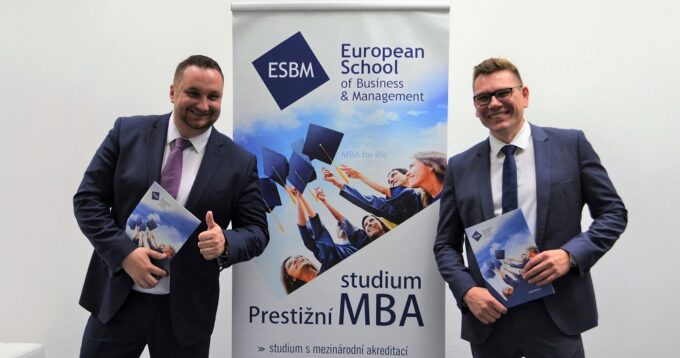Defenses of final theses MBA and LLM