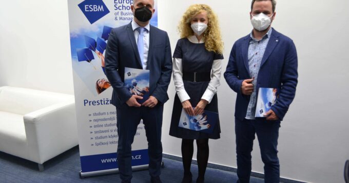 Defenses of final theses | June 2021