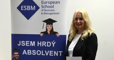 Obhajoby závěrečných prací na ESBM