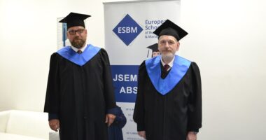 Obhajoby závěrečných prací na ESBM